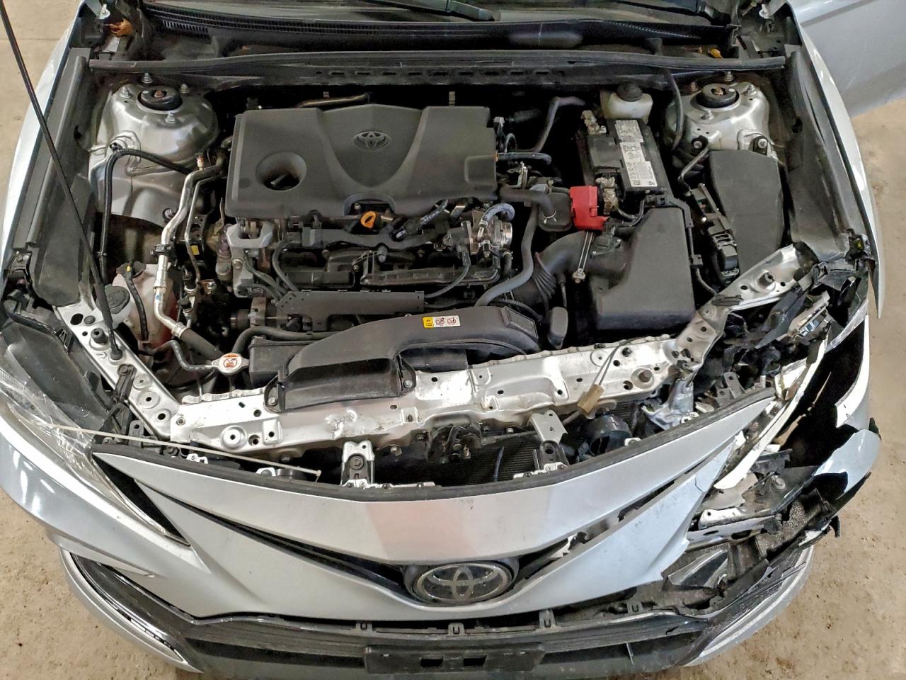2024 TOYOTA CAMRY LE photo 11