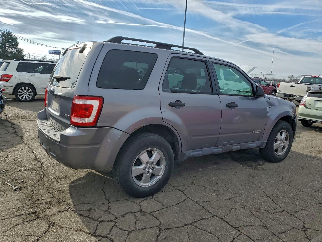 2008 FORD ESCAPE XLT photo 3