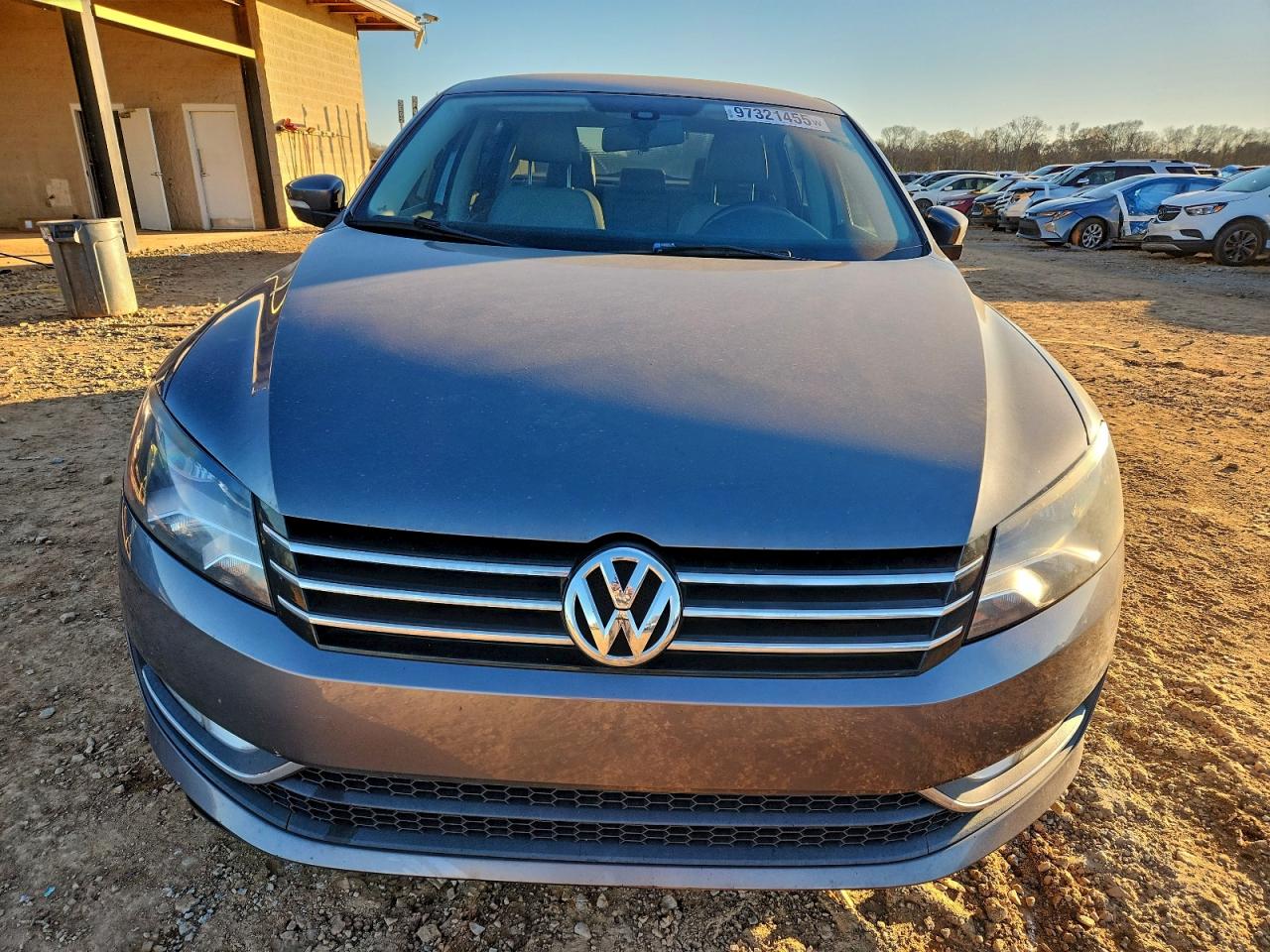 2015 VOLKSWAGEN PASSAT S photo 5