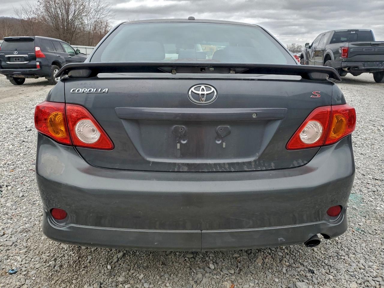 2010 TOYOTA COROLLA BASE photo 6