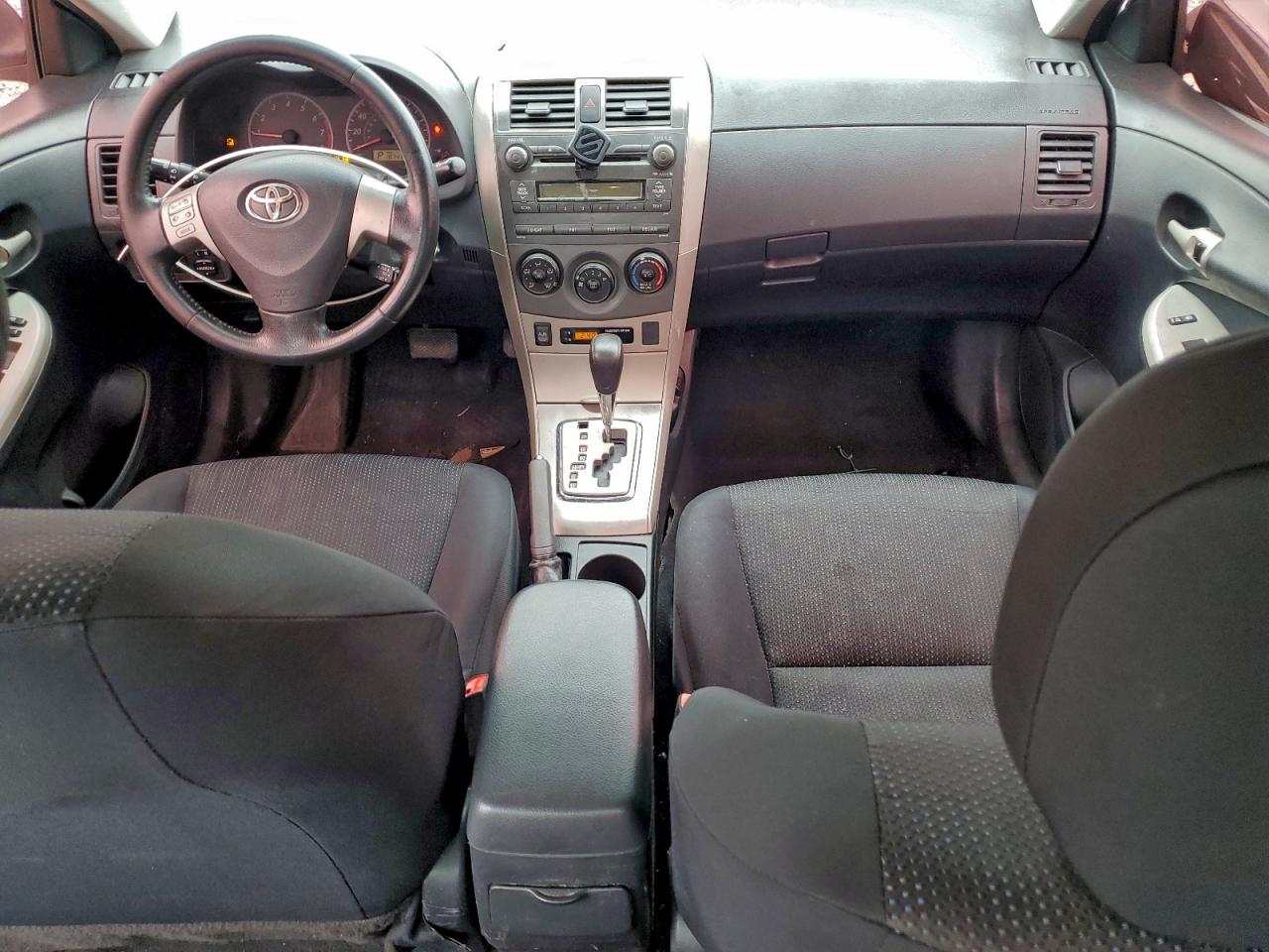 2010 TOYOTA COROLLA BASE photo 8