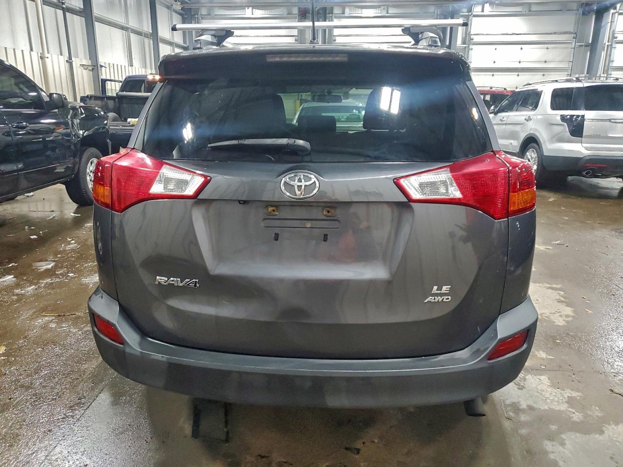 2013 TOYOTA RAV4 LE photo 11