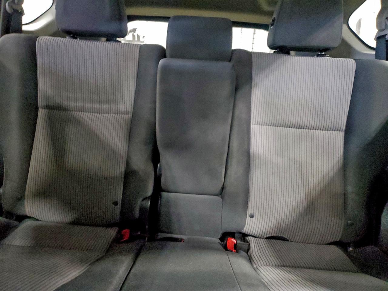 2013 TOYOTA RAV4 LE photo 19