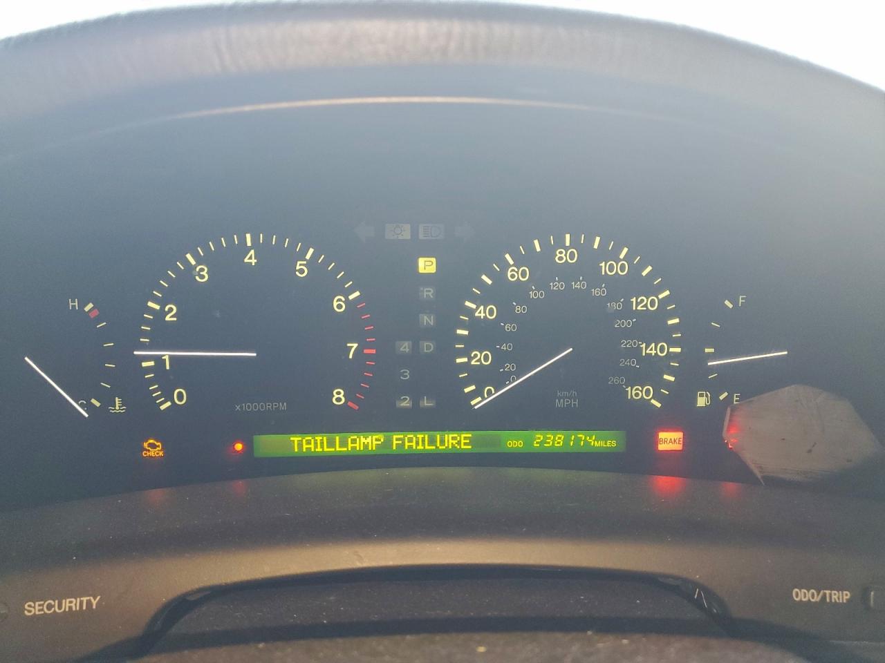 2000 LEXUS LS 400 photo 9