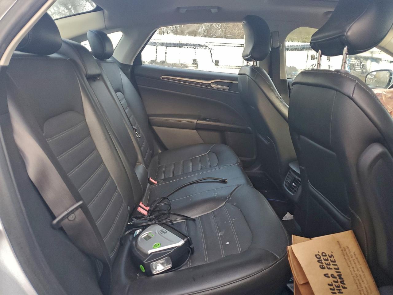 2015 FORD FUSION SE photo 19