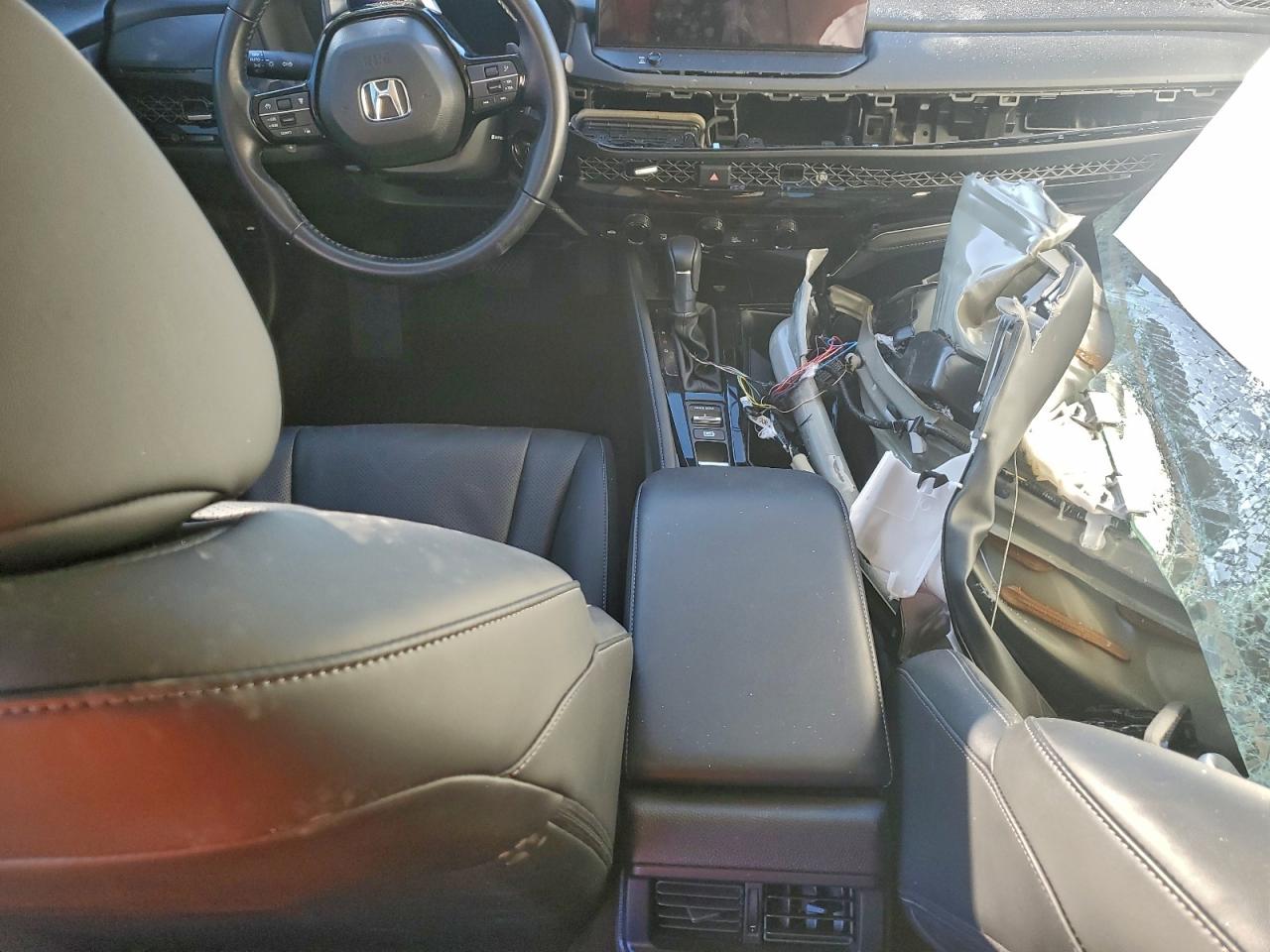 2024 HONDA ACCORD TOURING HYBRID photo 8