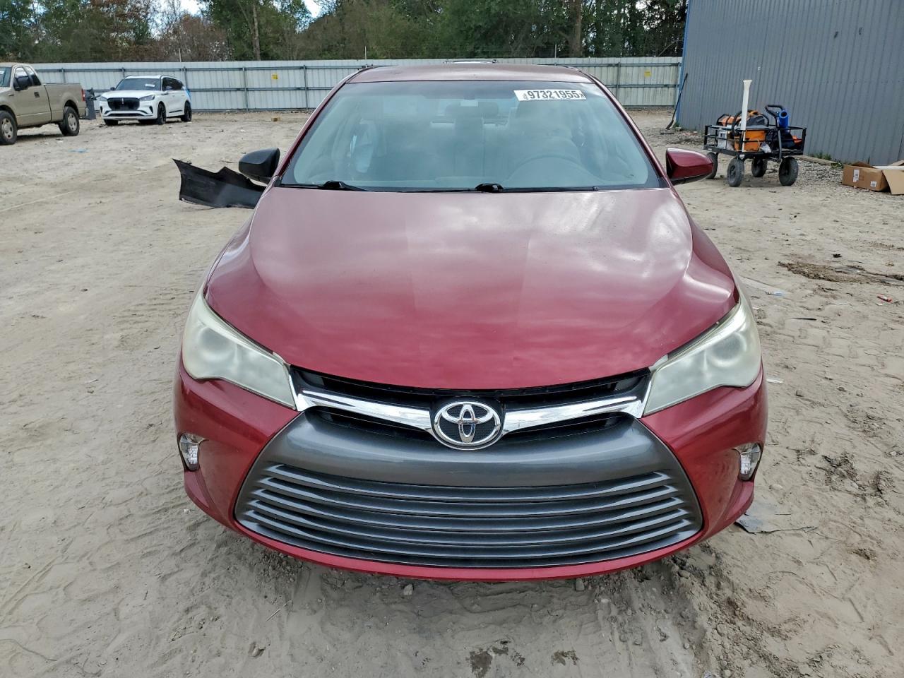 2015 TOYOTA CAMRY LE photo 5