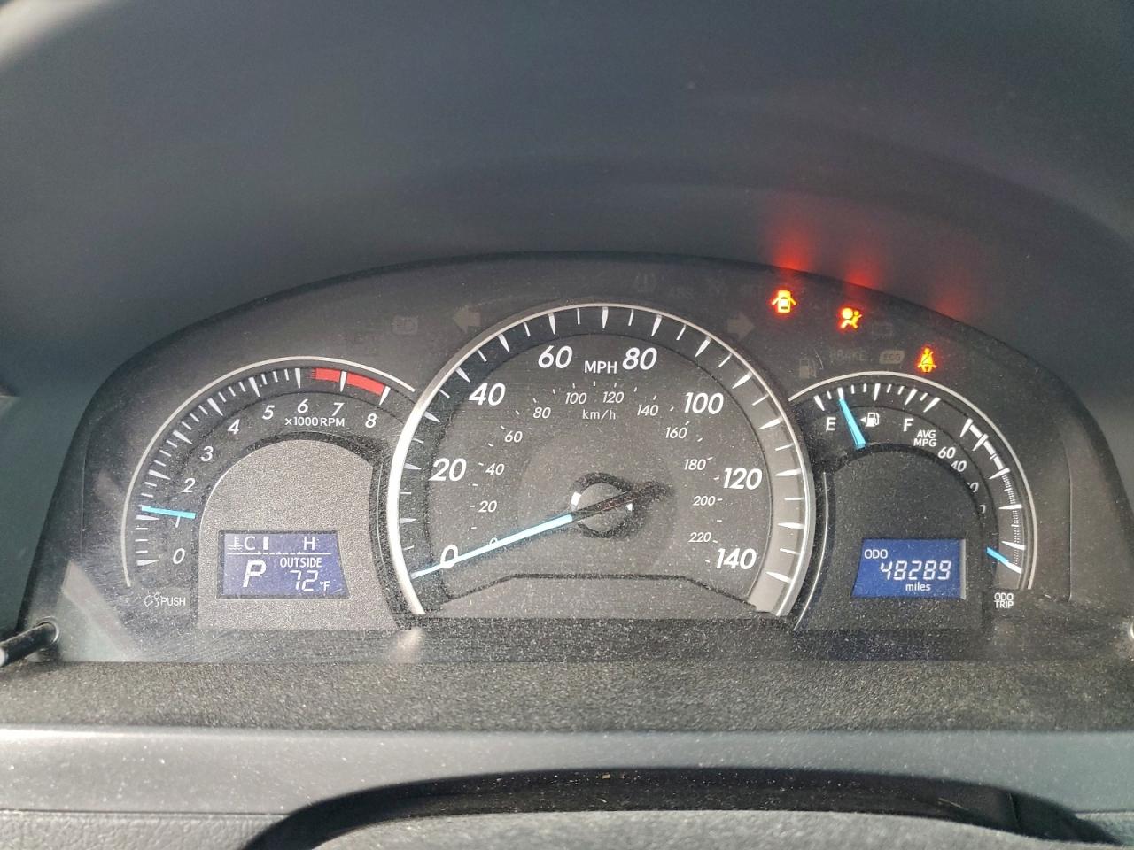 2015 TOYOTA CAMRY LE photo 9