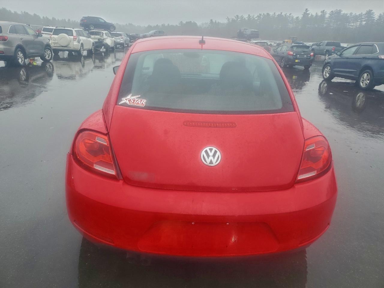 2014 VOLKSWAGEN BEETLE photo 6