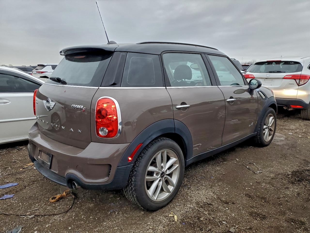 2014 MINI COOPER S COUNTRYMAN photo 3