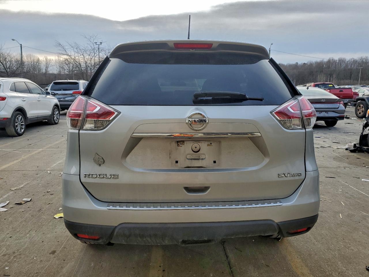 2016 NISSAN ROGUE S photo 6