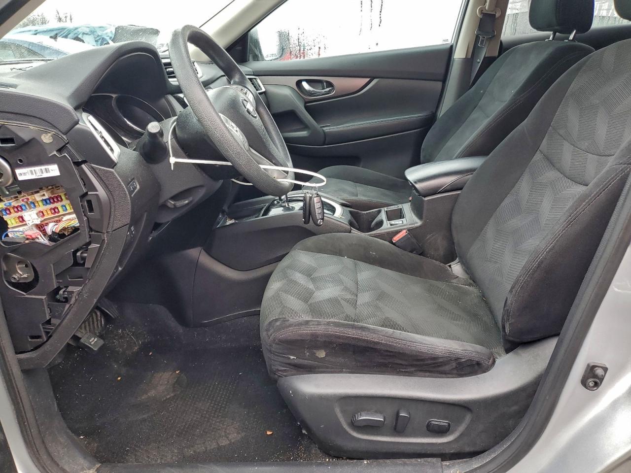 2016 NISSAN ROGUE S photo 7