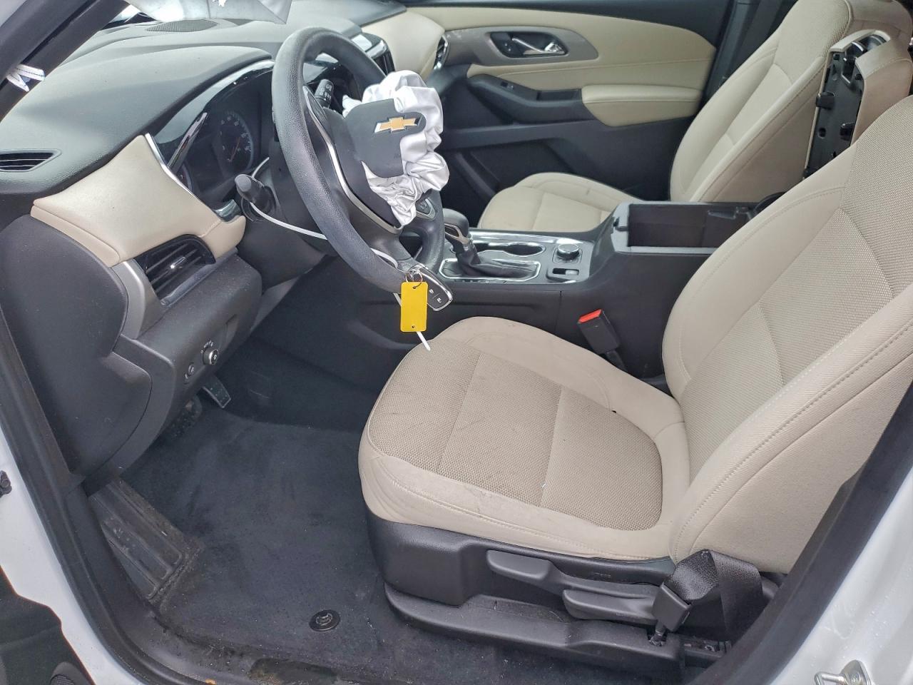 2023 CHEVROLET TRAVERSE LS photo 7