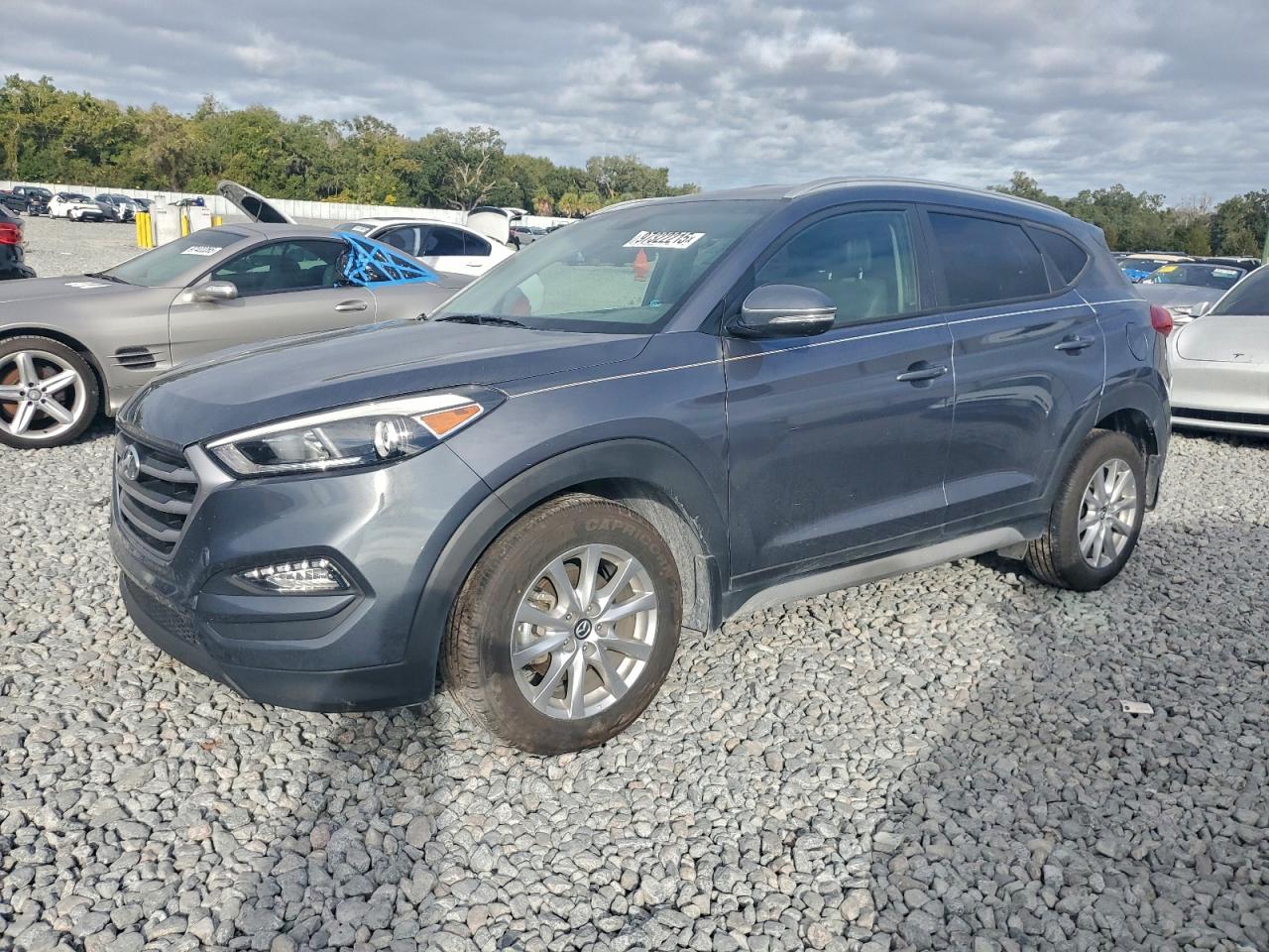 2017 HYUNDAI TUCSON