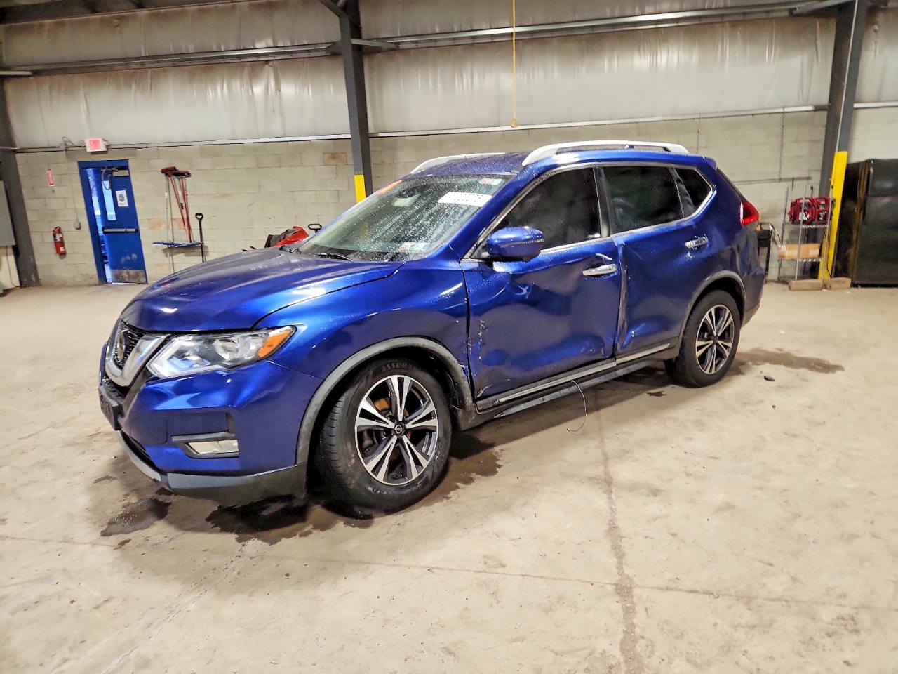 2018 NISSAN ROGUE