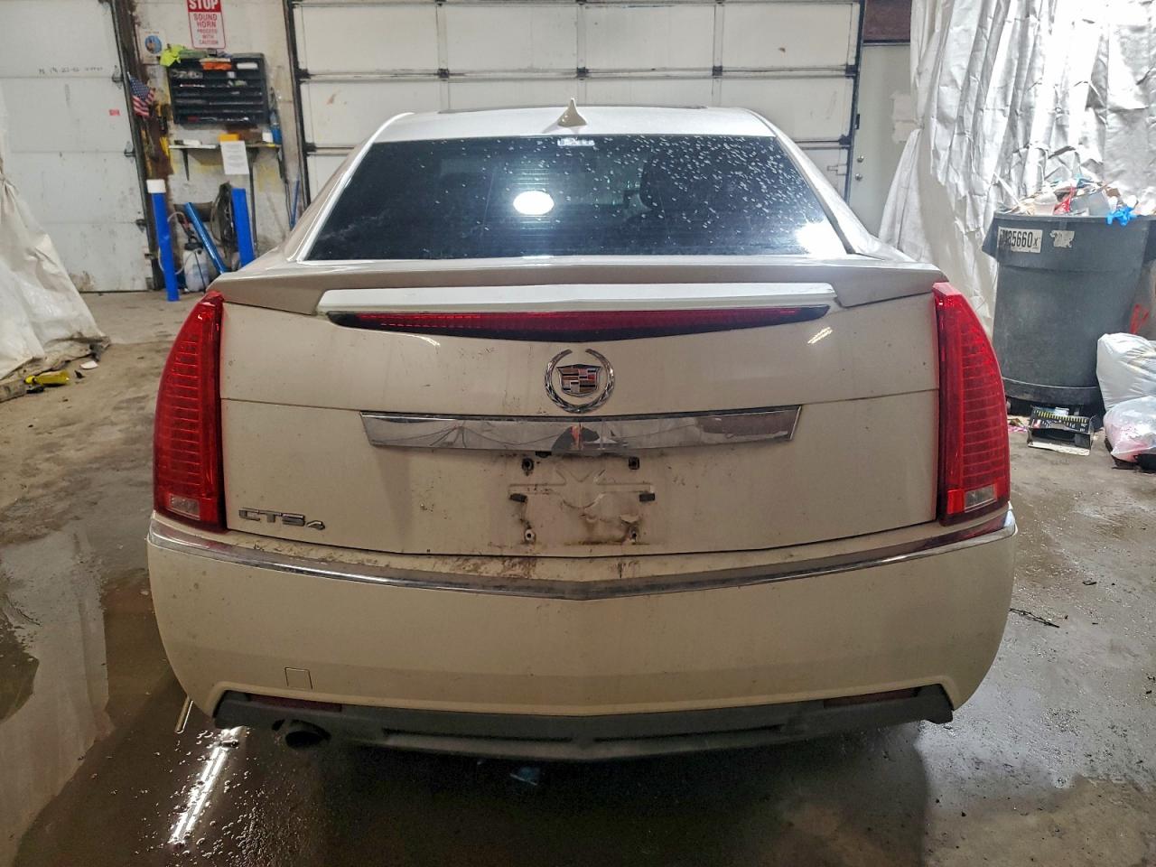 2011 CADILLAC CTS LUXURY COLLECTION photo 6
