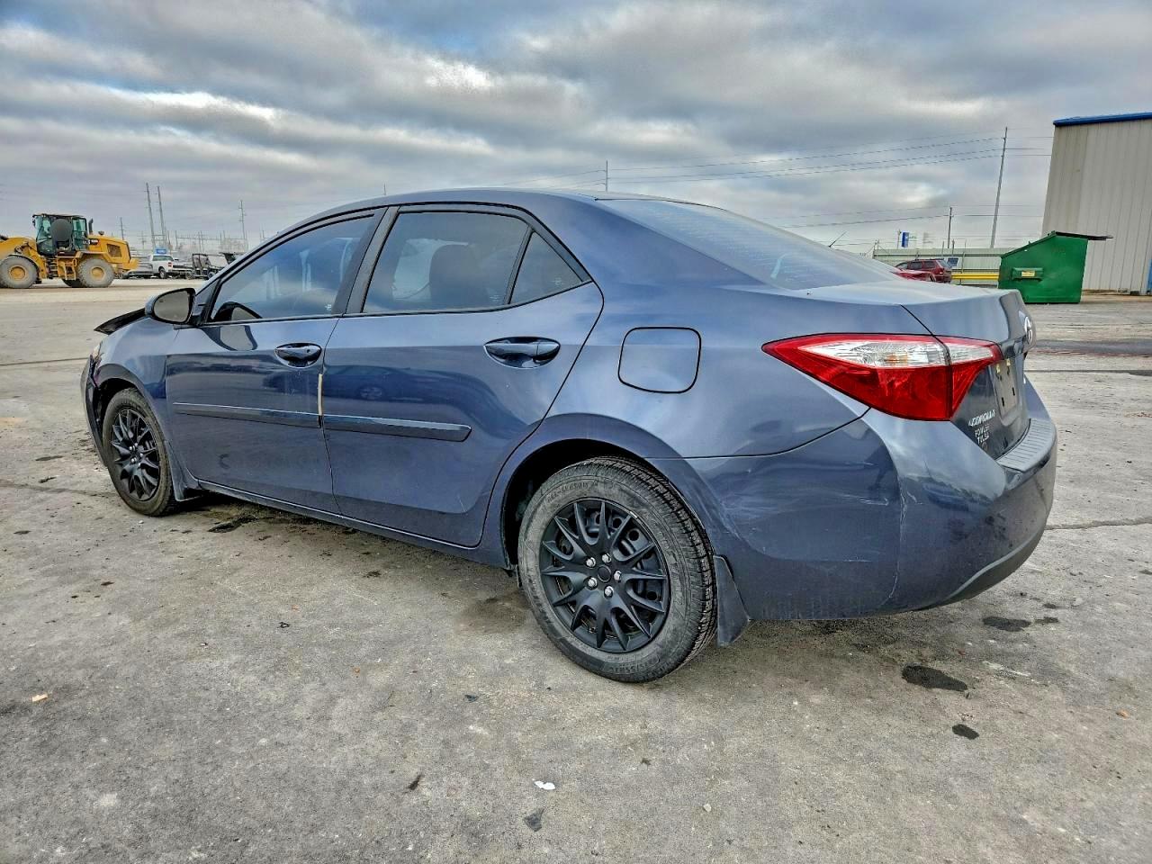2016 TOYOTA COROLLA L photo 3
