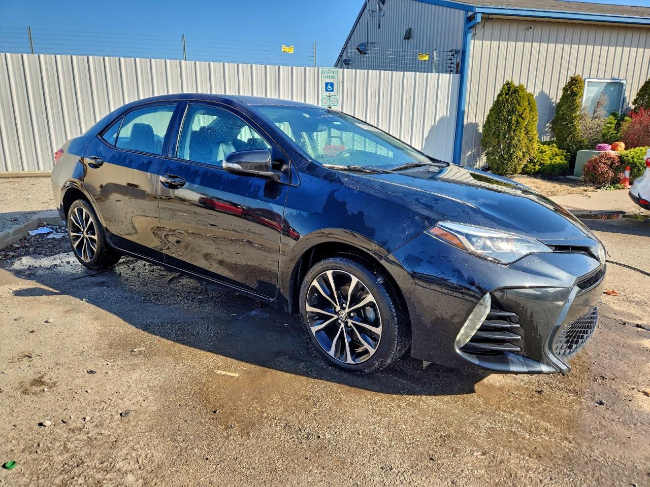 2018 TOYOTA COROLLA L photo 4