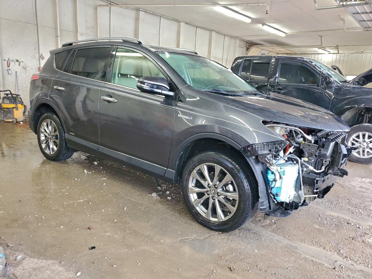 2017 TOYOTA RAV4 HV LIMITED photo 4