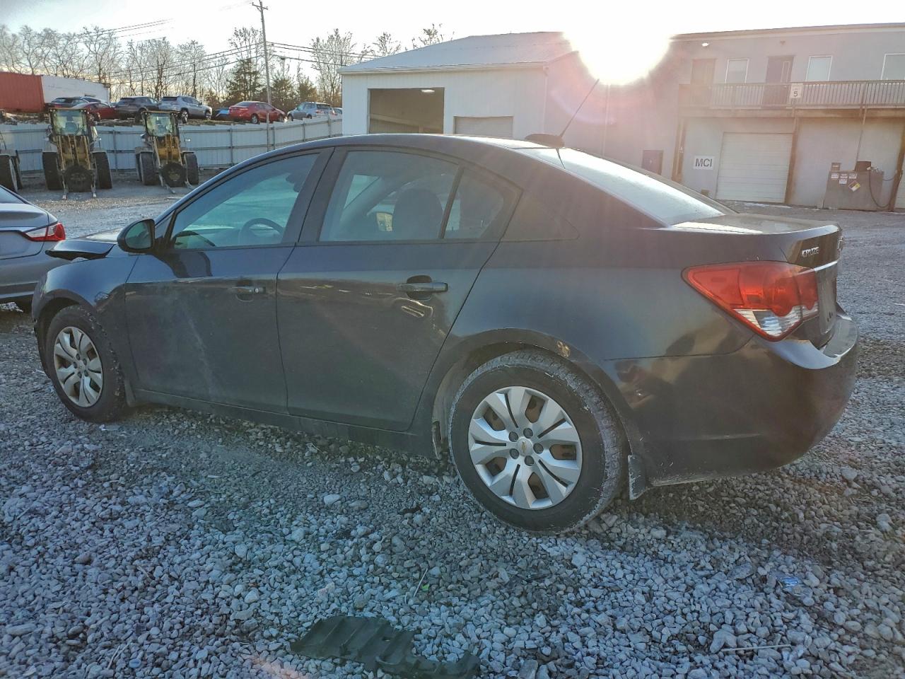 2015 CHEVROLET CRUZE LS photo 3