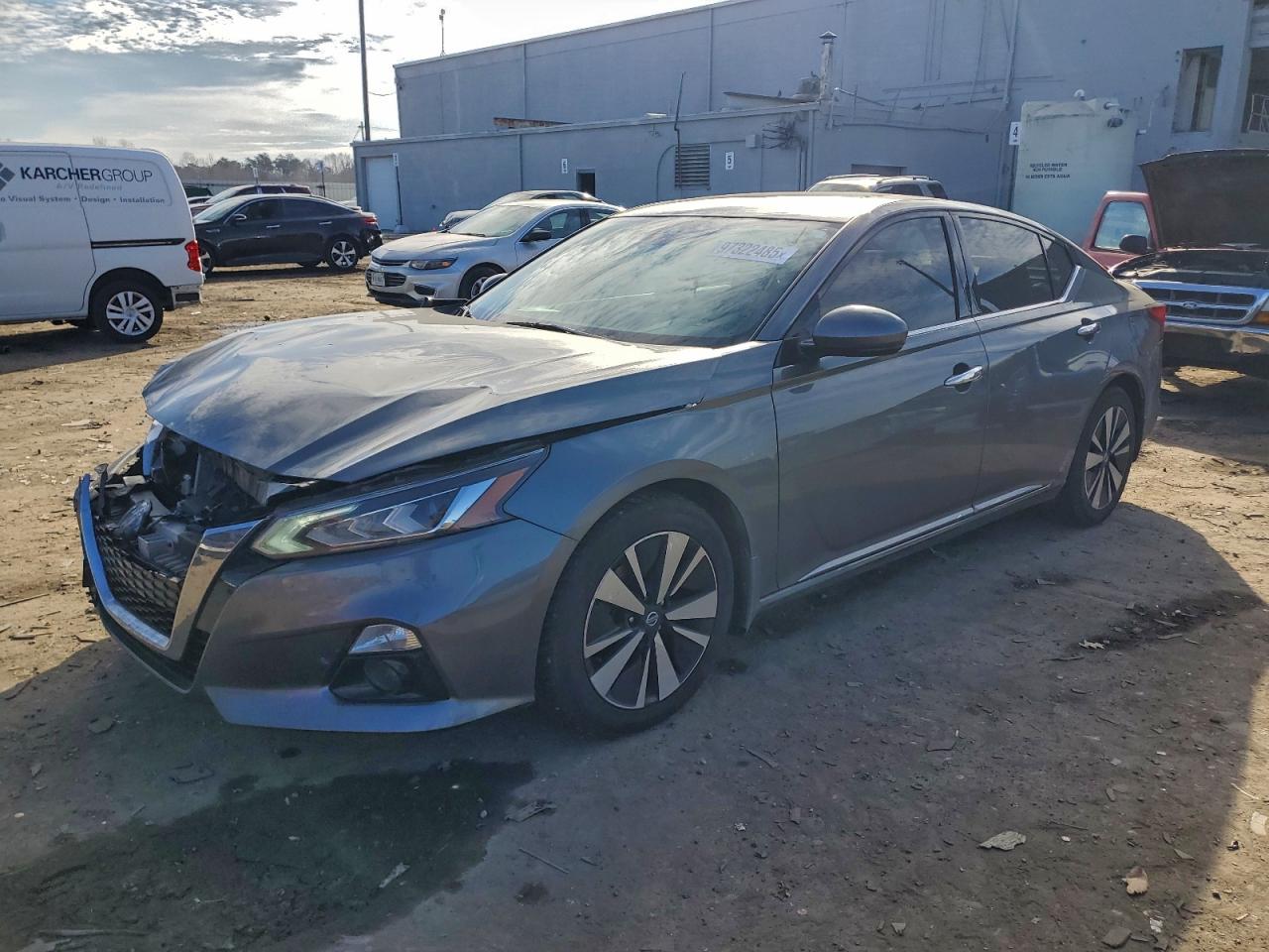 2019 NISSAN ALTIMA
