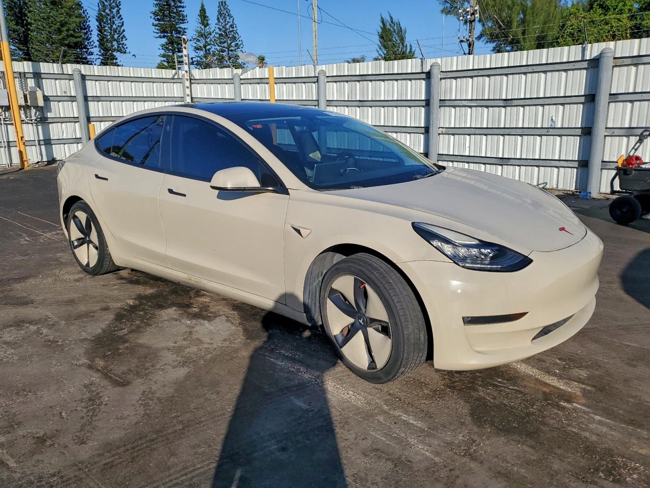 2018 TESLA MODEL 3 photo 4