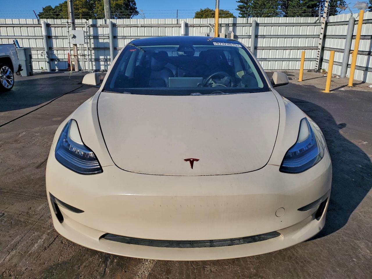 2018 TESLA MODEL 3 photo 5