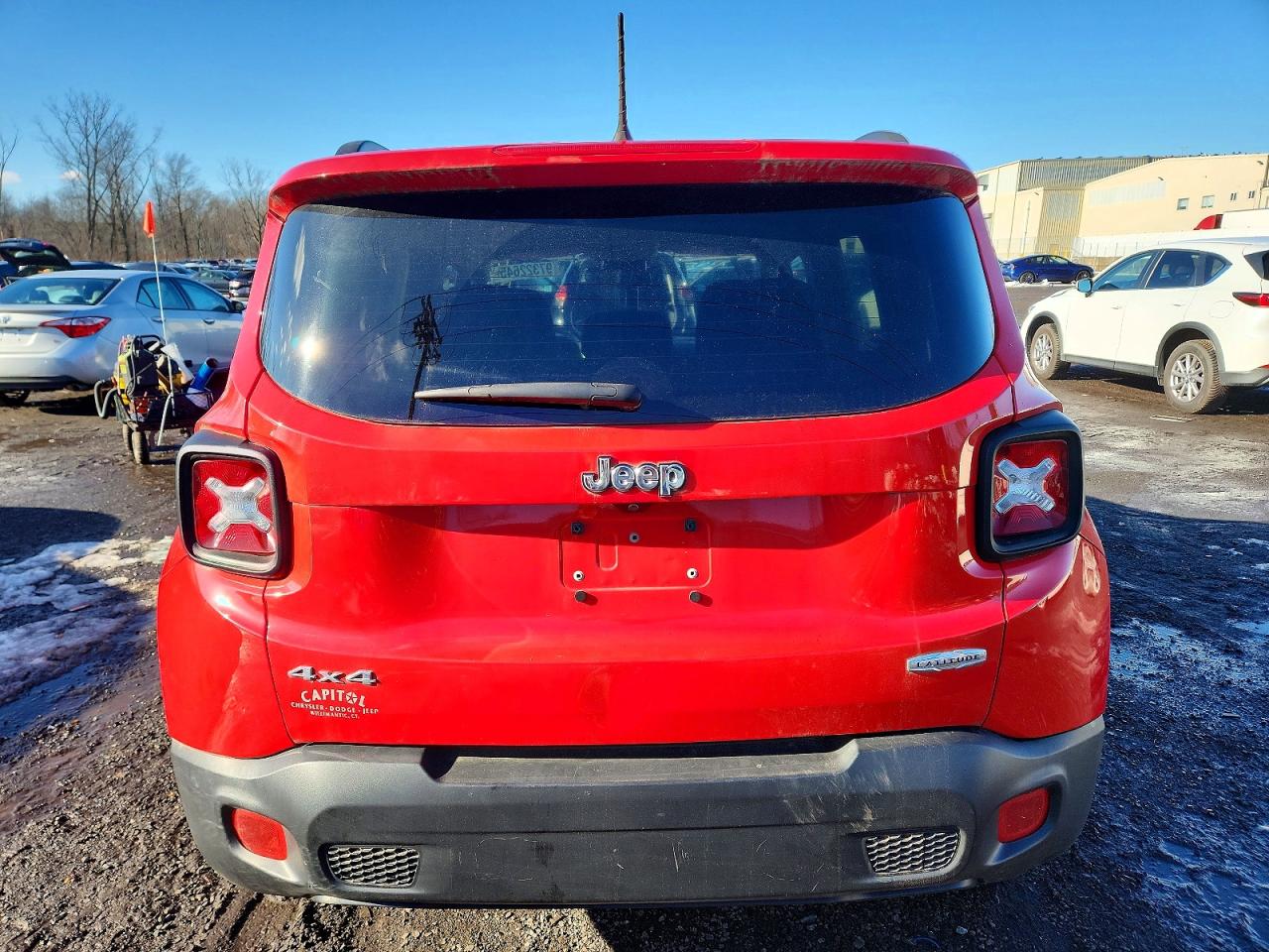 2017 JEEP RENEGADE LATITUDE photo 6