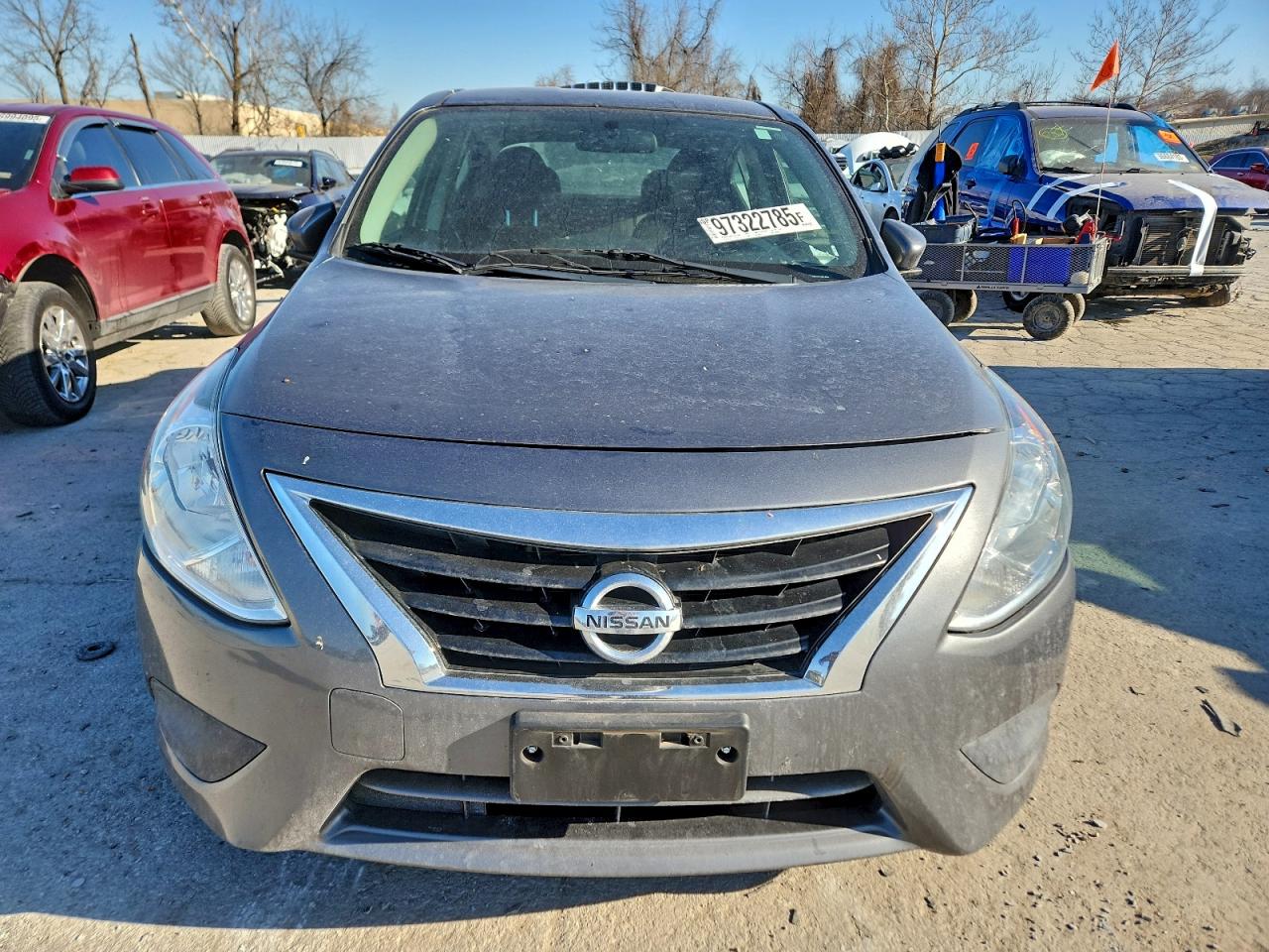 2019 NISSAN VERSA S photo 5