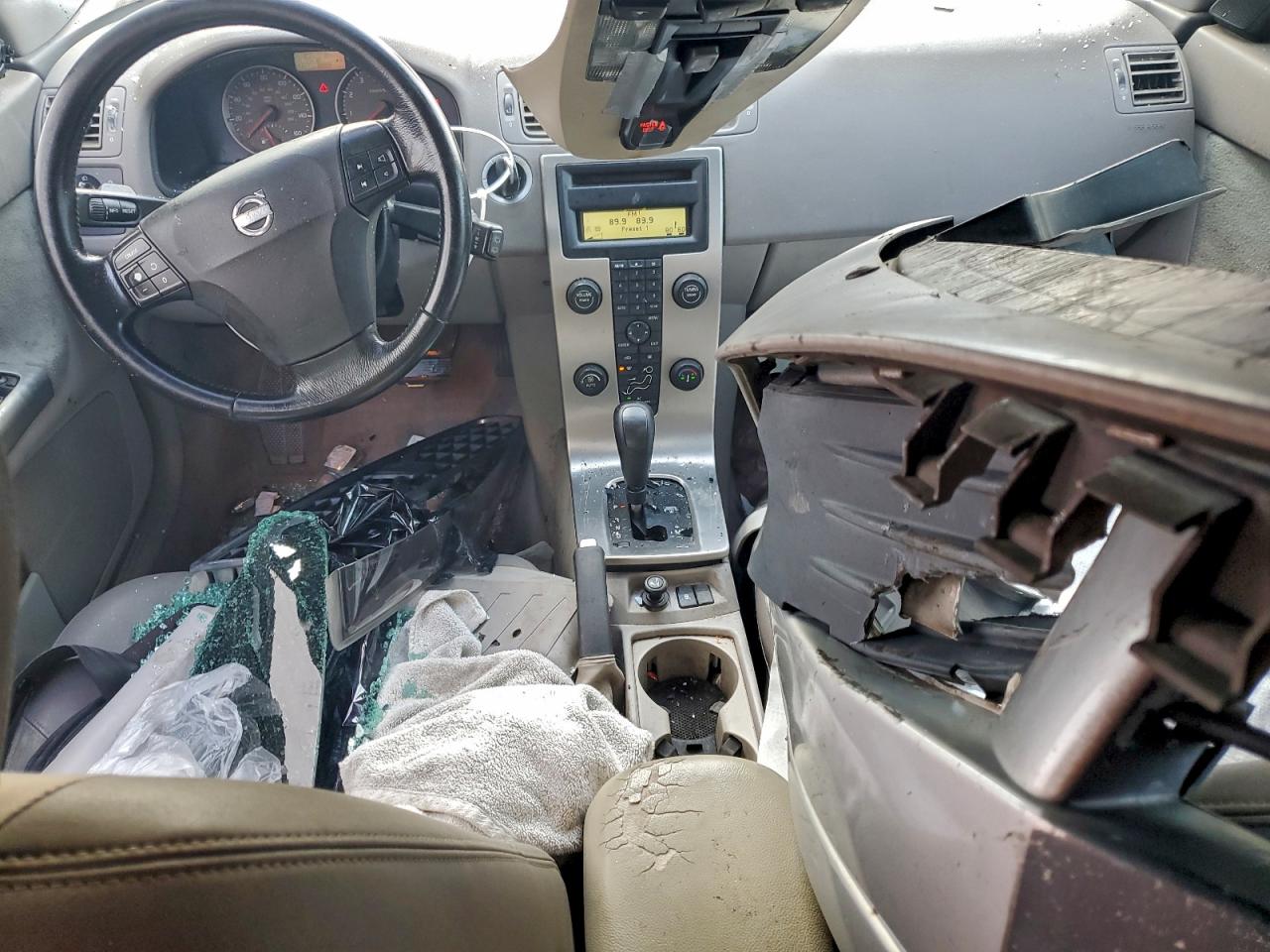2005 VOLVO V50 T5 photo 8