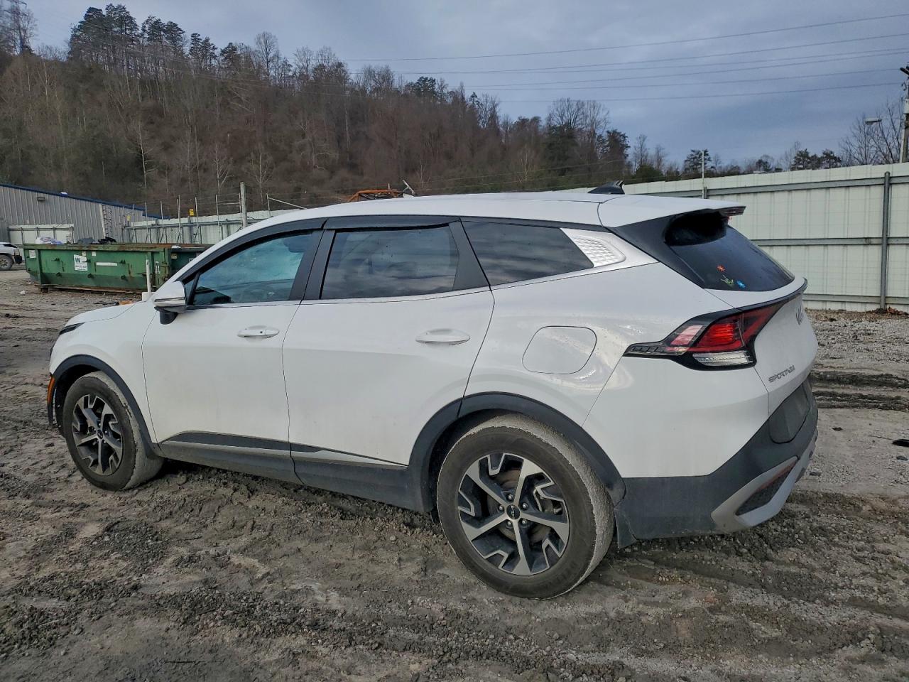 2023 KIA SPORTAGE EX photo 2