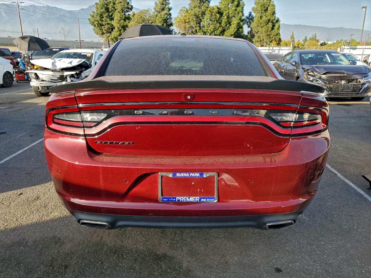 2020 DODGE CHARGER SXT photo 11