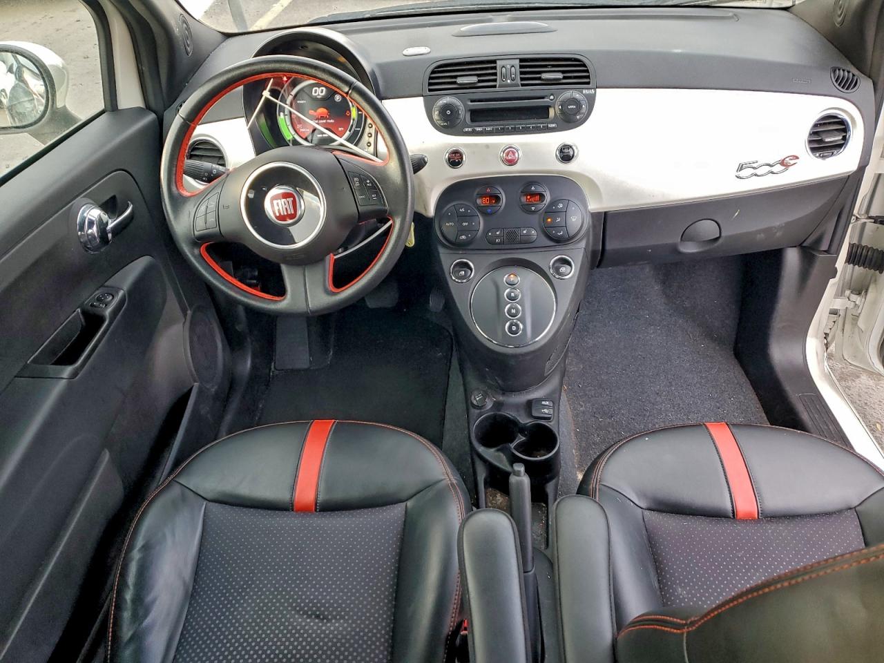 2015 FIAT 500 ELECTRIC photo 16