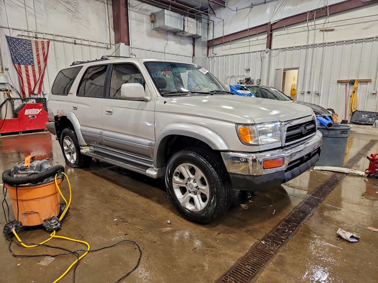 1998 TOYOTA 4RUNNER LIMITED photo 10