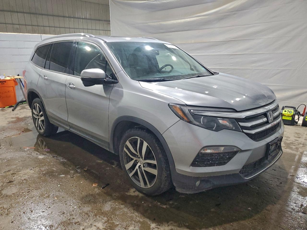 2016 HONDA PILOT TOURING photo 10
