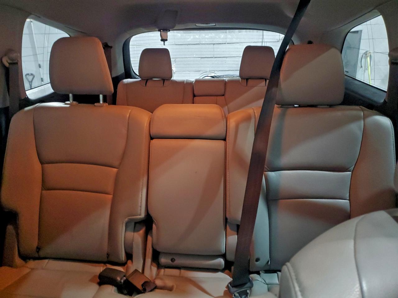 2016 HONDA PILOT TOURING photo 28