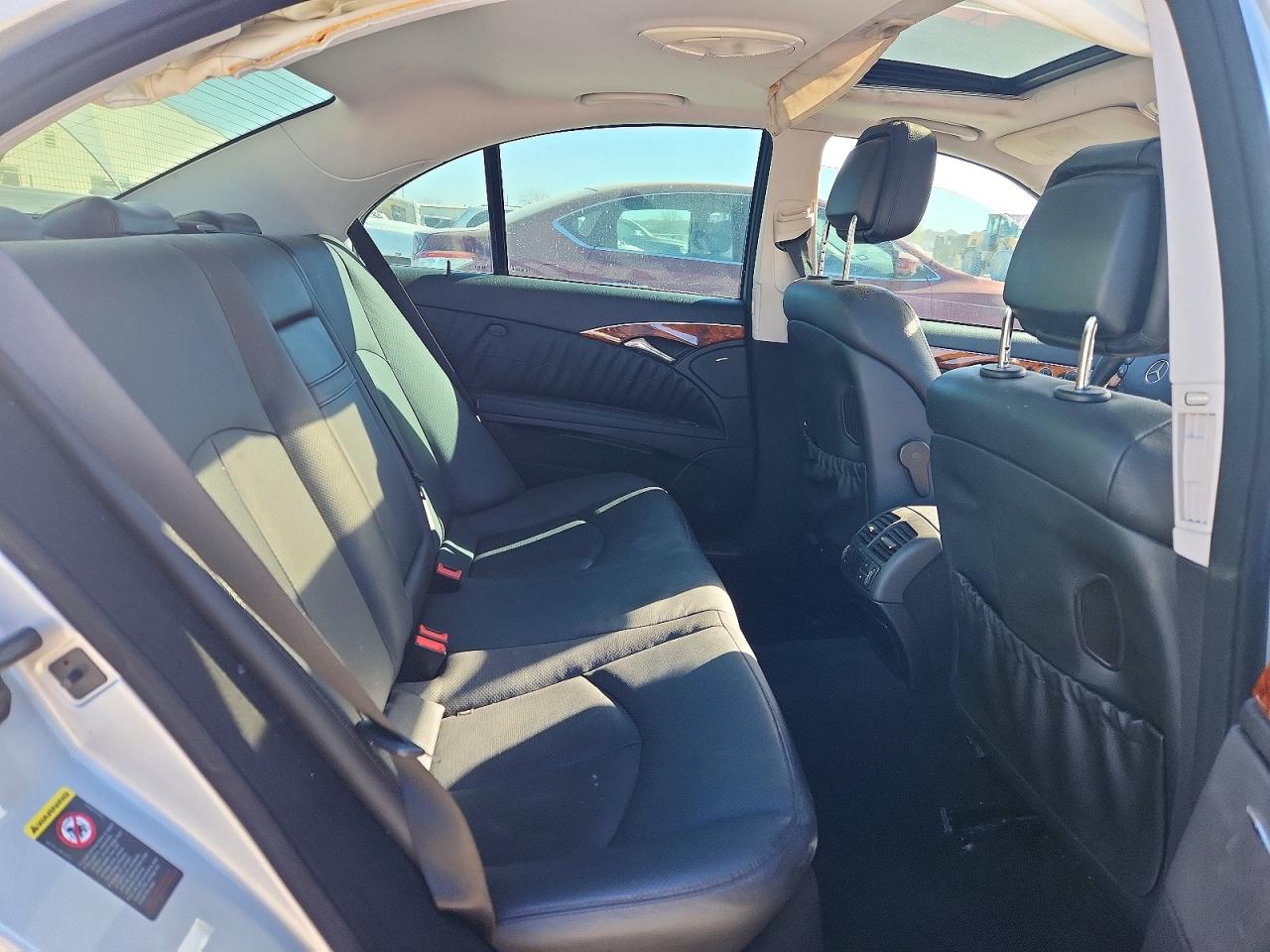 2008 MERCEDES-BENZ E 550 photo 19