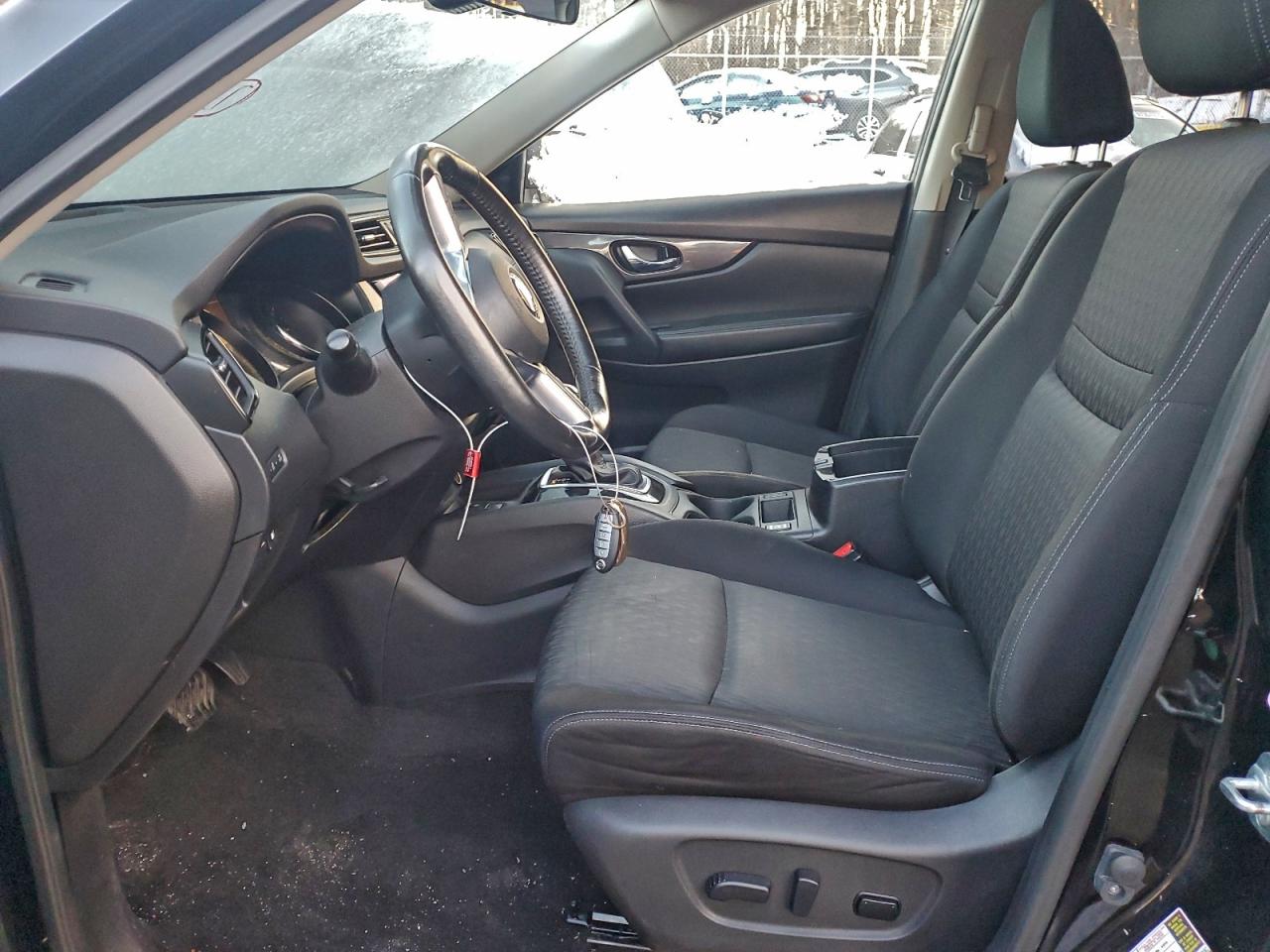 2019 NISSAN ROGUE S photo 13