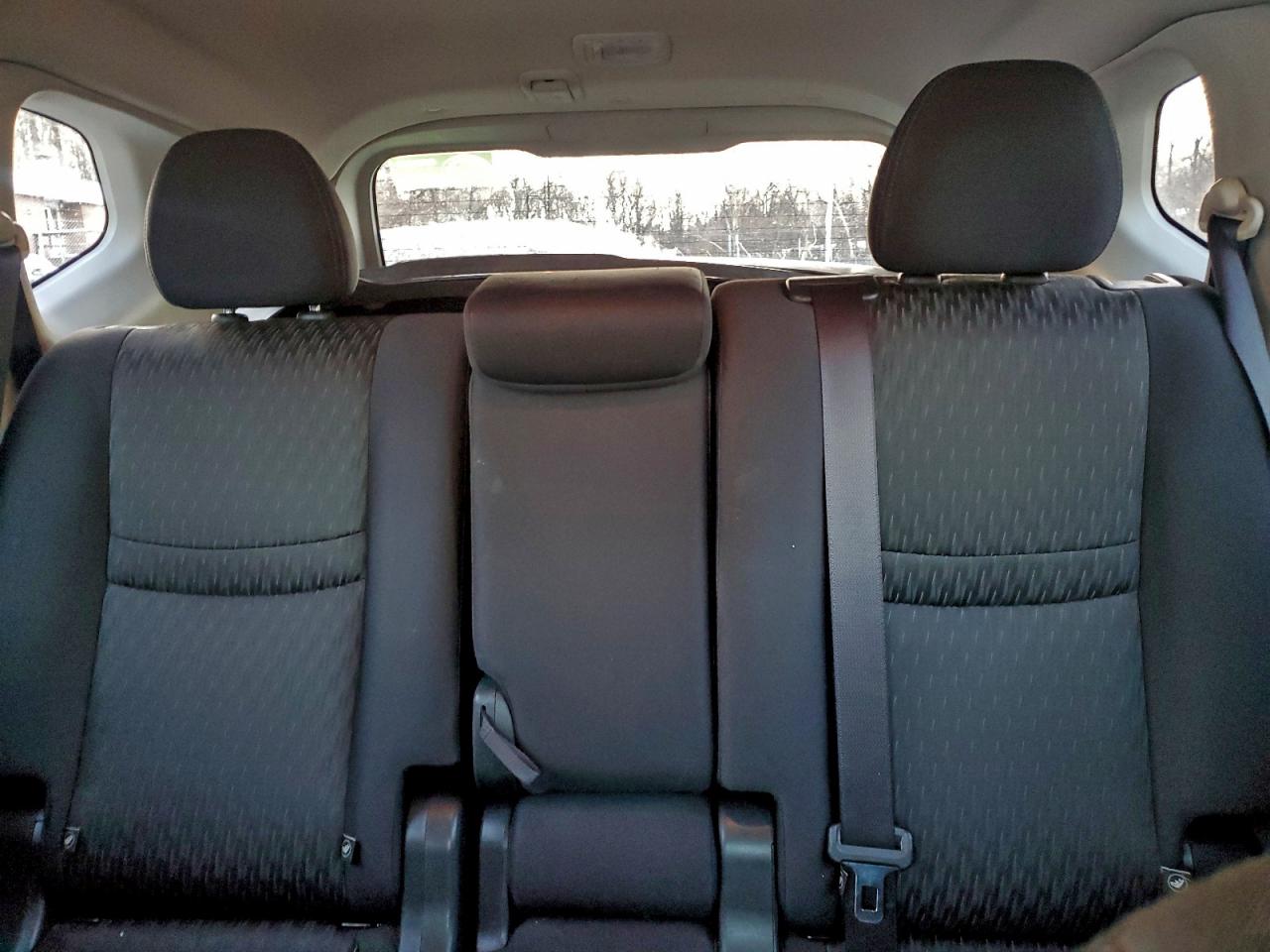 2019 NISSAN ROGUE S photo 19