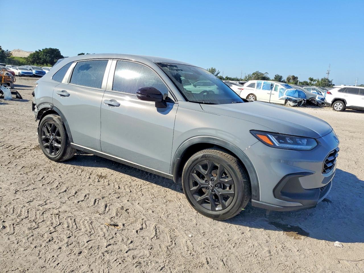 2024 HONDA HR-V SPORT photo 4