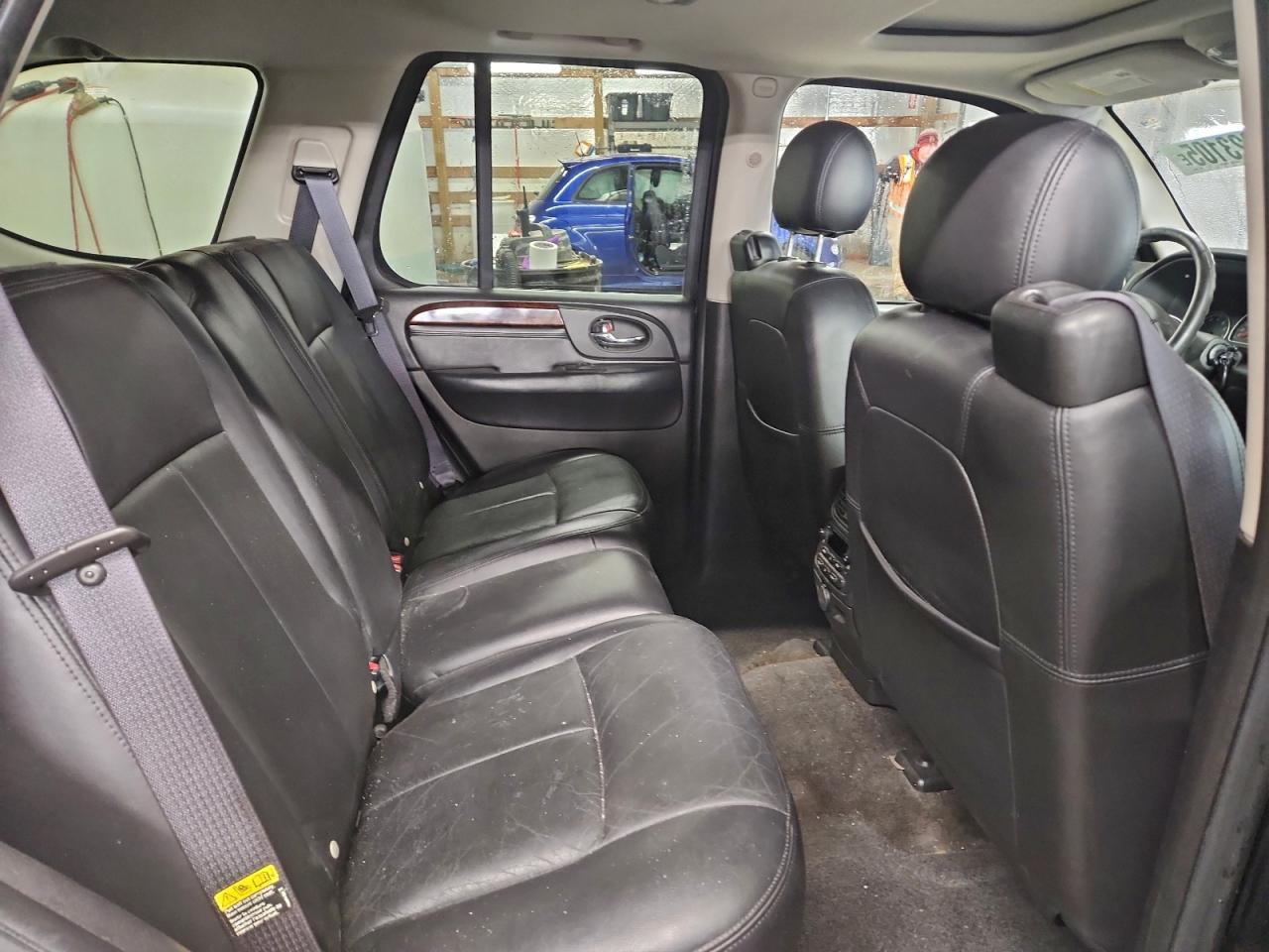 2006 GMC ENVOY photo 11