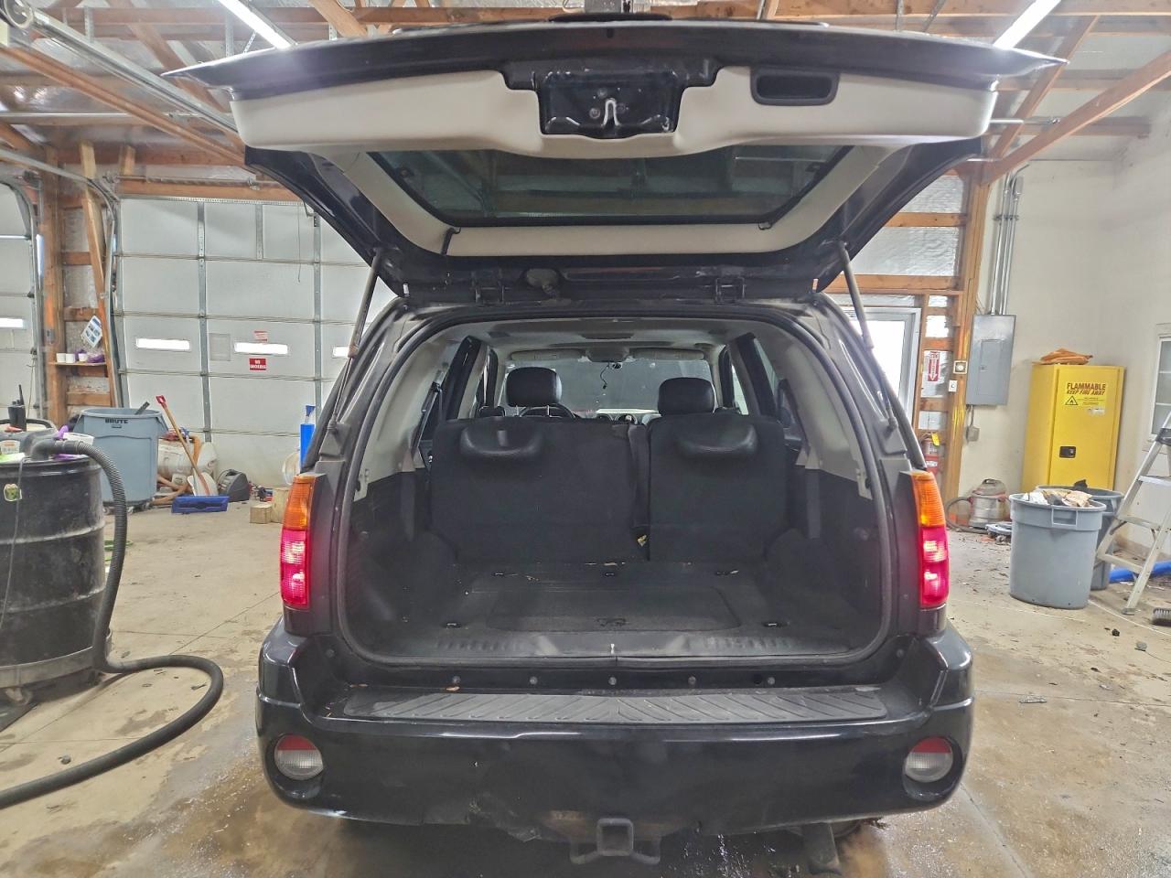 2006 GMC ENVOY photo 6