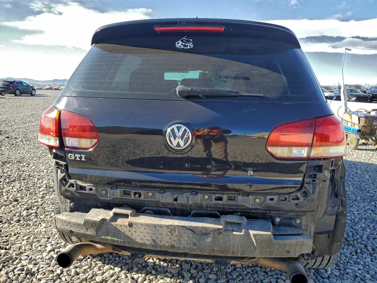 2011 VOLKSWAGEN GTI photo 6