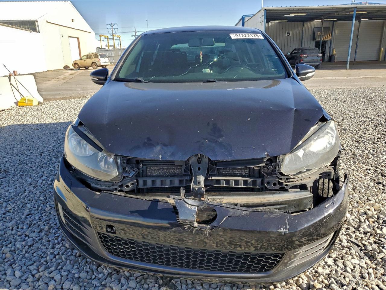 2011 VOLKSWAGEN GTI photo 5