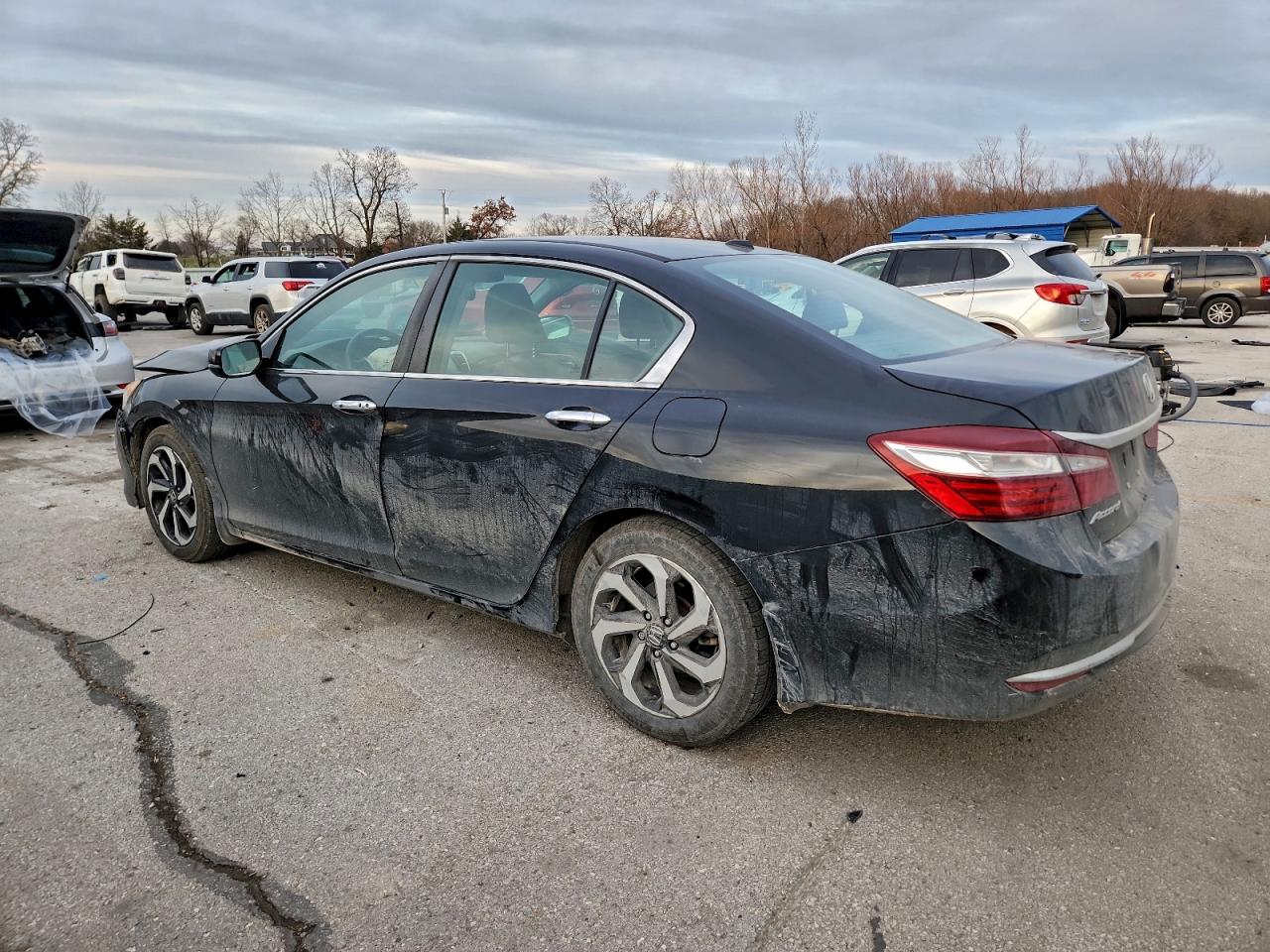 2016 HONDA ACCORD EX photo 2