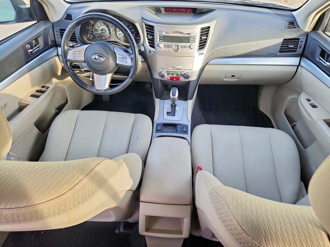 2010 SUBARU OUTBACK 2.5I PREMIUM photo 29
