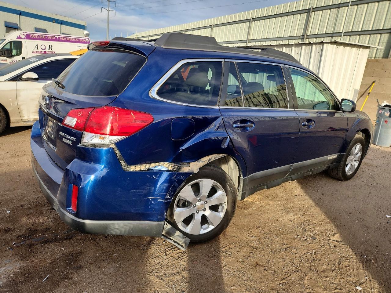 2010 SUBARU OUTBACK 2.5I PREMIUM photo 9