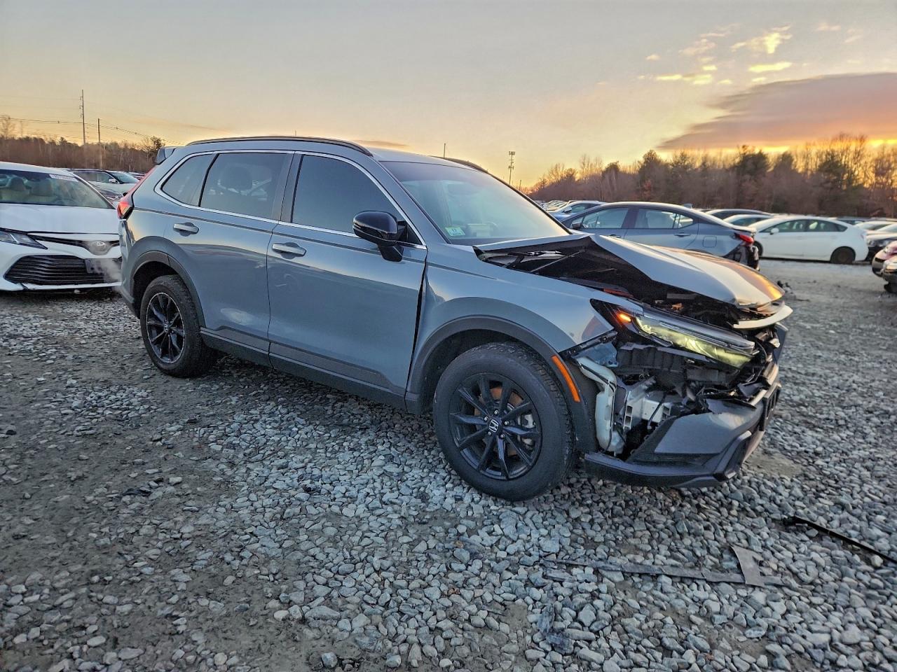 2025 HONDA CR-V SPORT-L photo 10