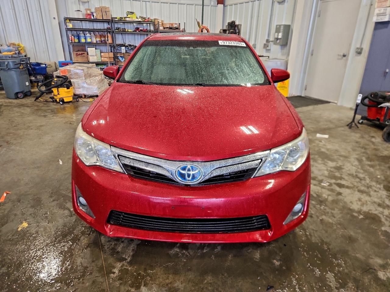 2013 TOYOTA CAMRY HYBRID photo 5