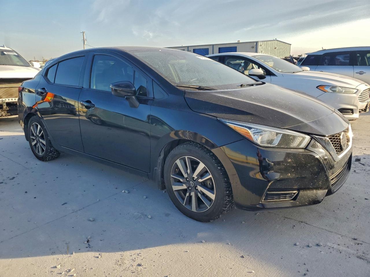 2020 NISSAN VERSA SV photo 7